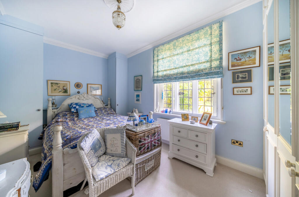 1359007-14-68dbee...