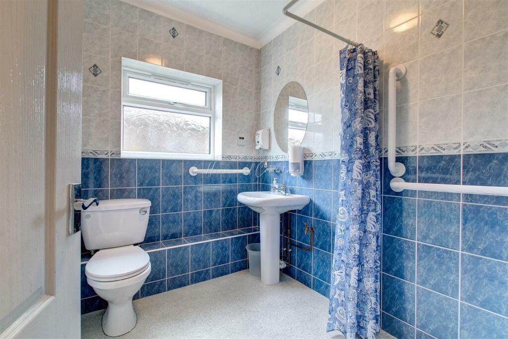 Maes Y Coed Road, Heath, HernCrabtree (14).jpg