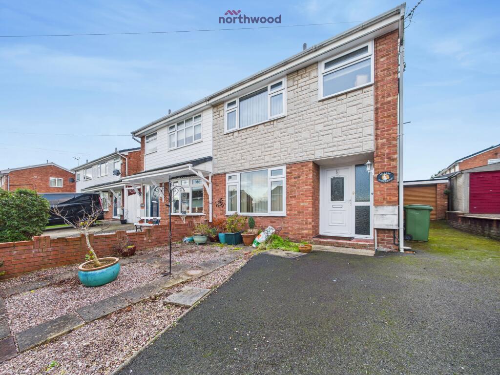 Queensway, Gwersyllt, Wrexham, LL11