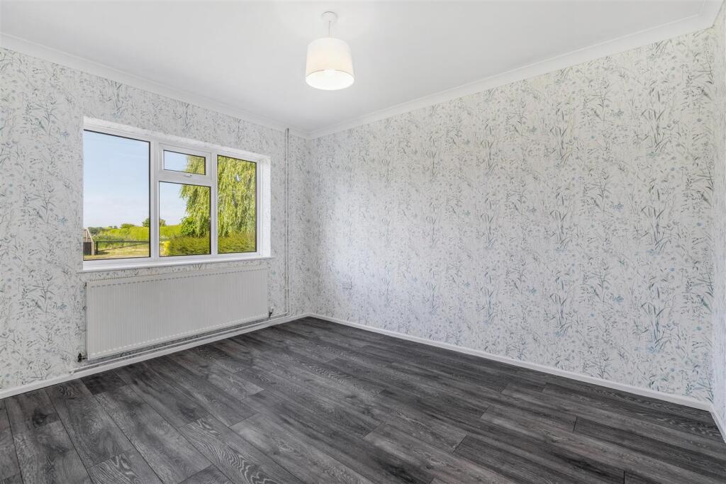 90 Tytton Lane West (Wyberton)-13.jpg