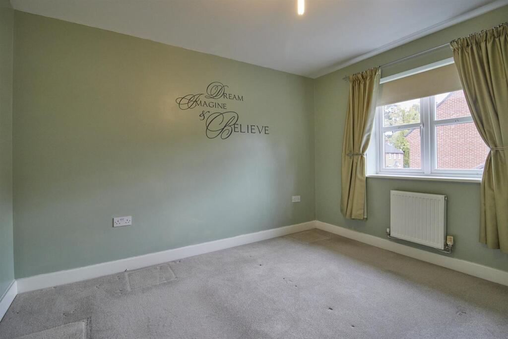 hollywell fields  12.jpg