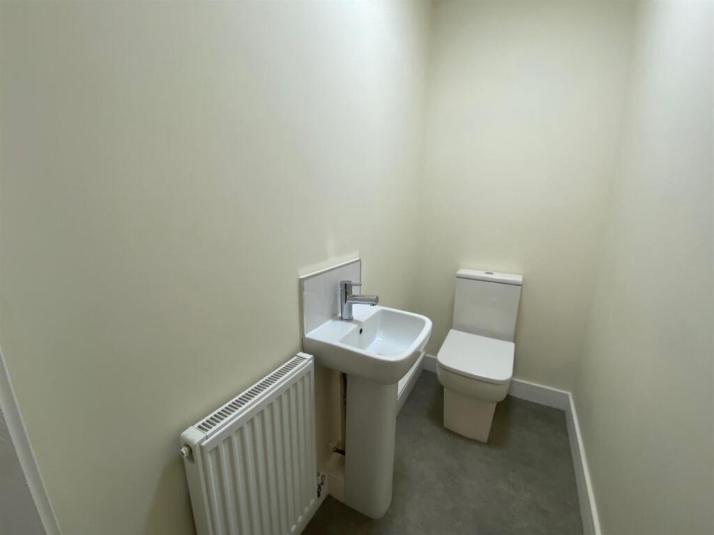 GROUND FLOOR WC.jpg