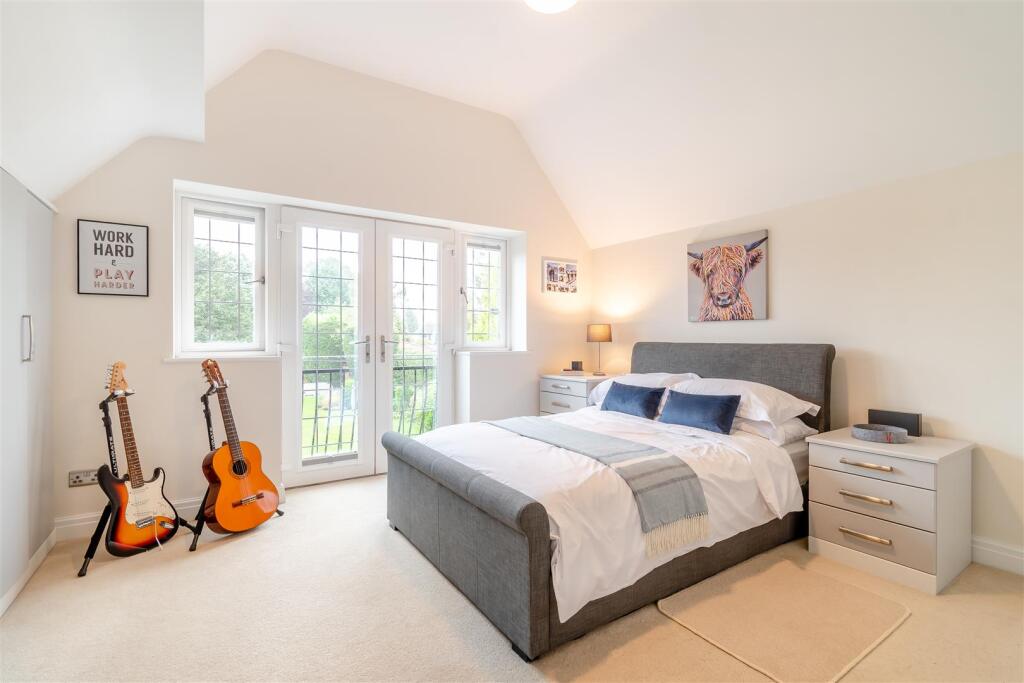 8567624-interior09.jpg