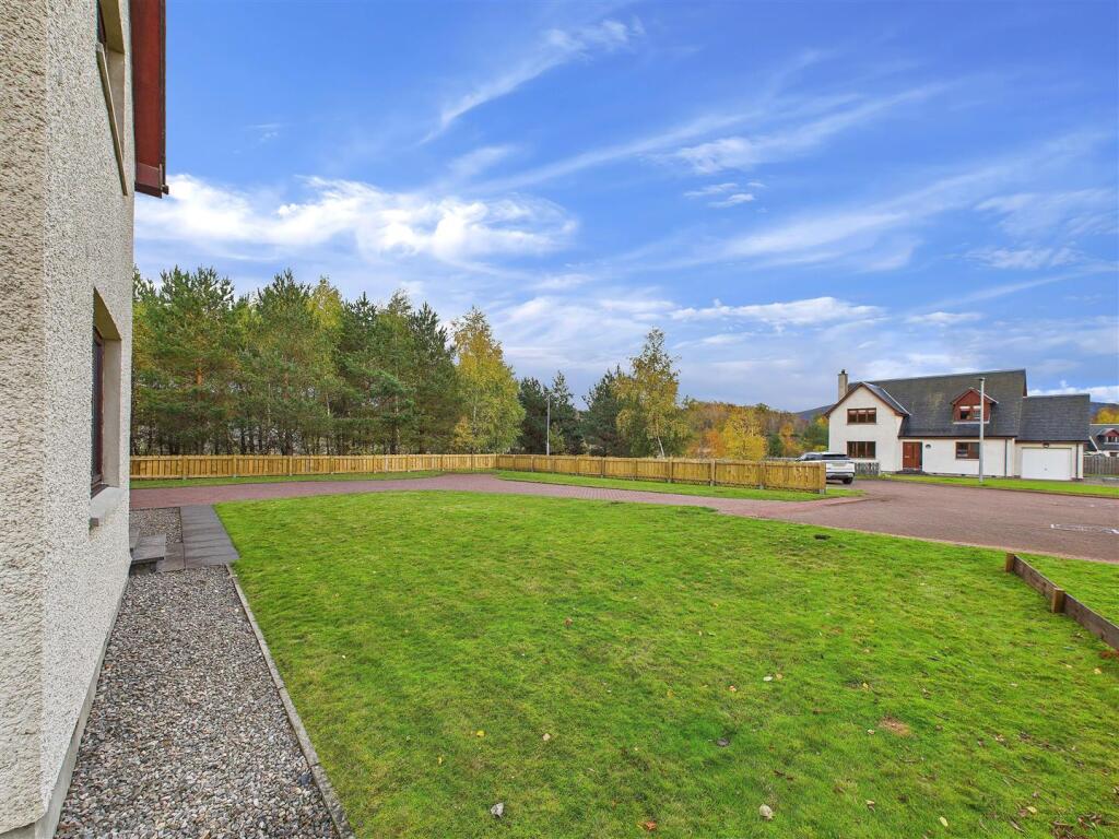 Front Garden, Driveway &amp; Parking