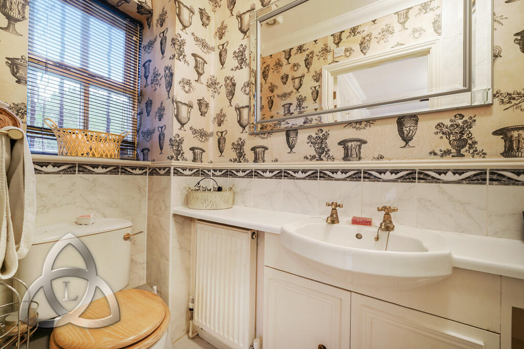 Flat 1, Kempton H...