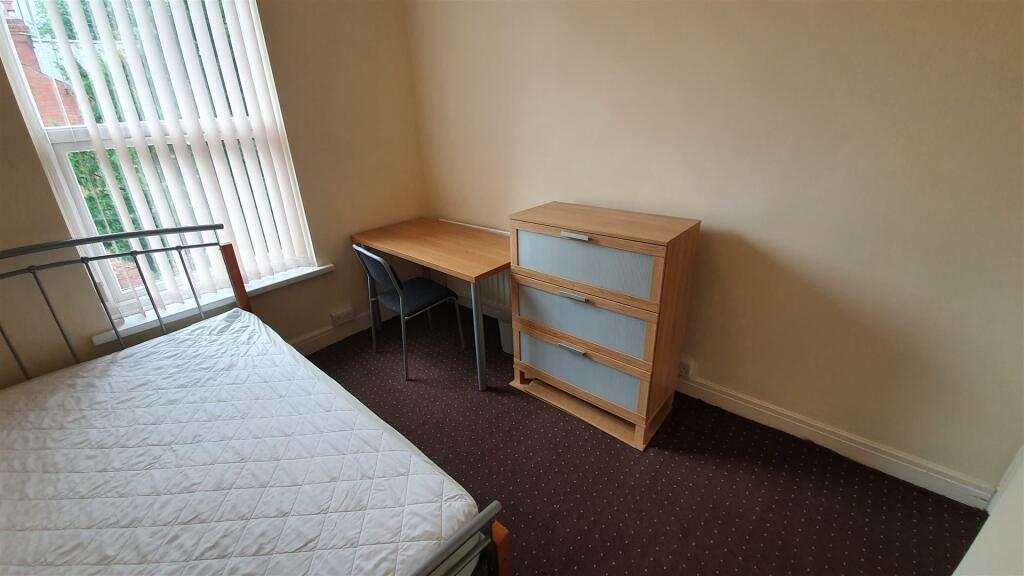 3-Bedroom-FirstFloor-Rear.jpg