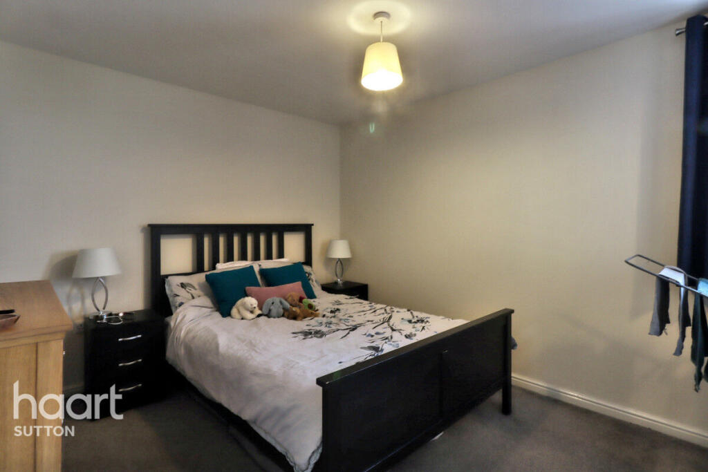 Throwley Way, Sutton