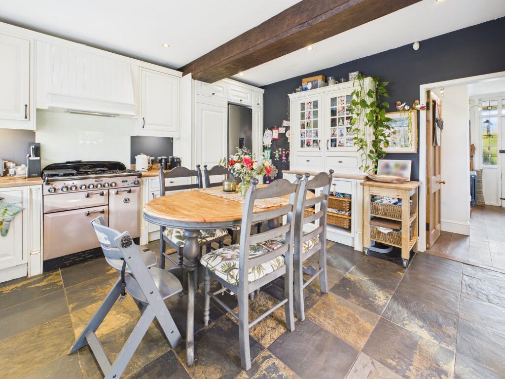 Kitchen/Breakfast Room