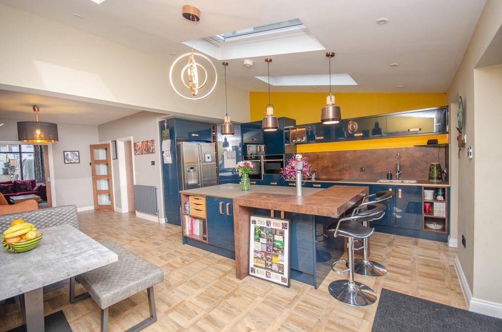 Kitchen-diner pic 5.jpg