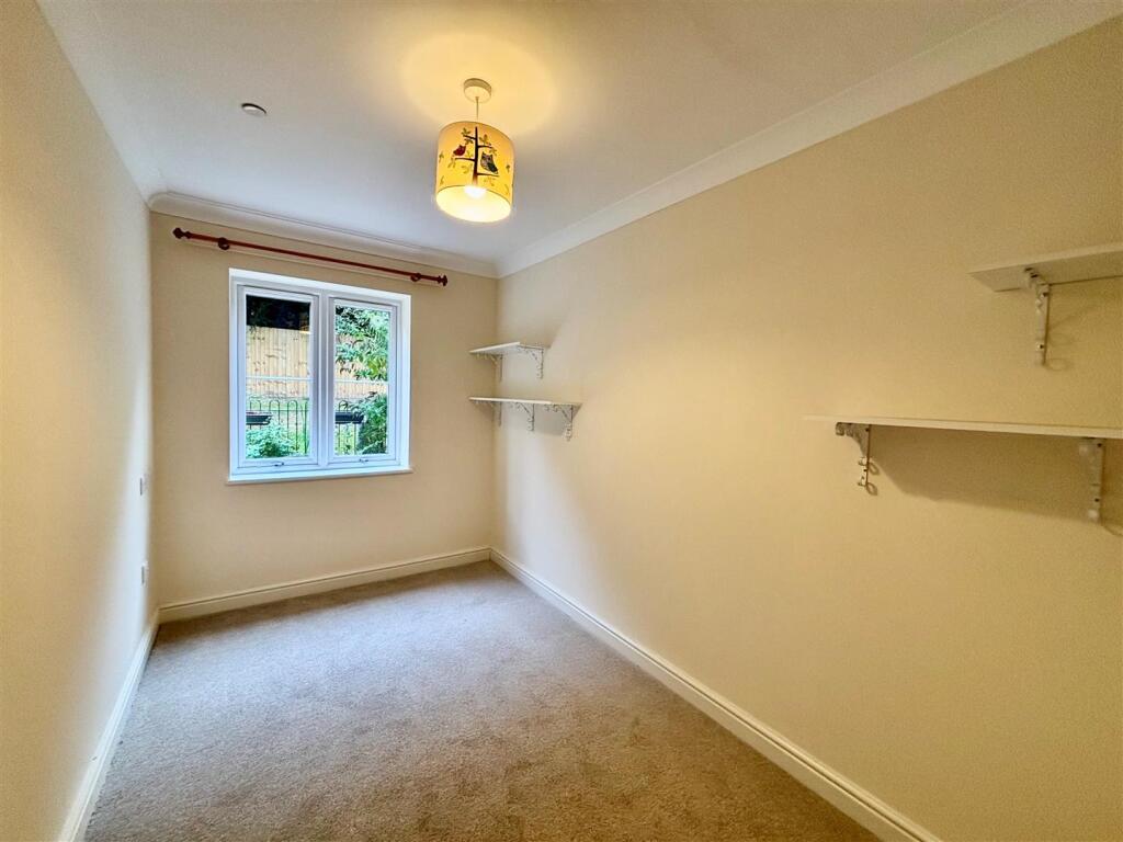 Bedroom 2.jpg