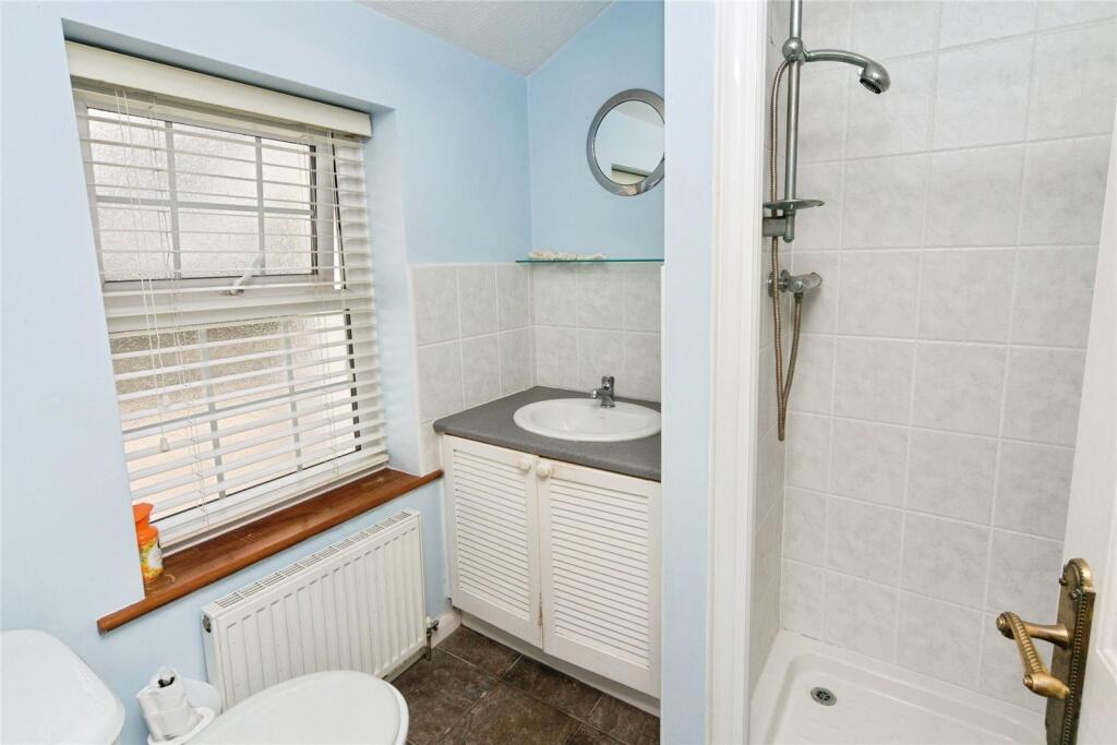 Dwn Strs Shower Room
