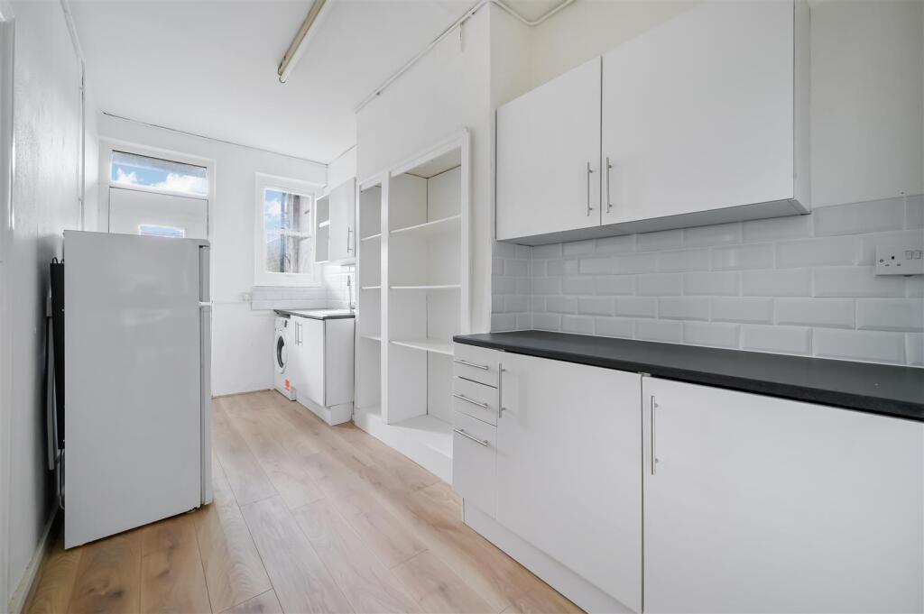 WORPLE ROAD (12).jpg