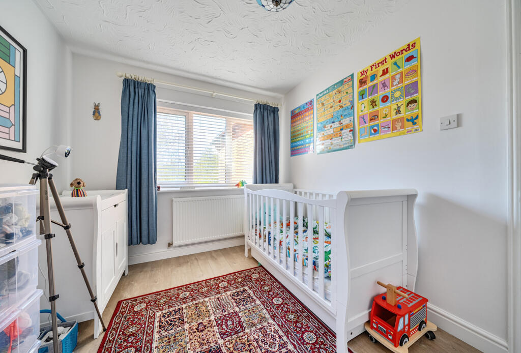 1359377-12-68d539...