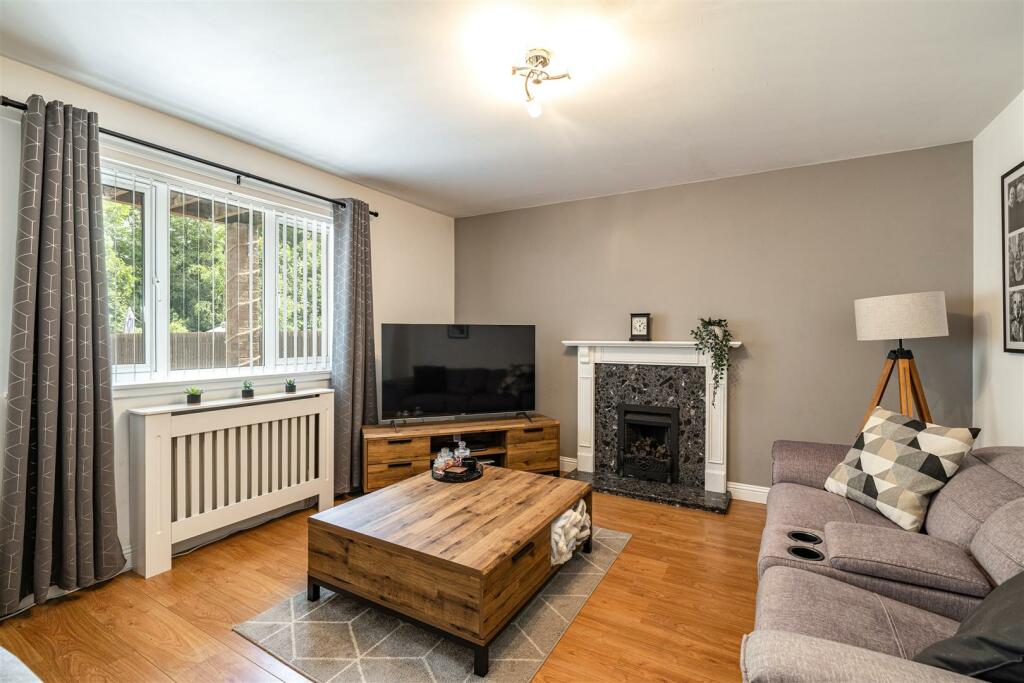 8 Tweedbank Avenue Tweedbank 19.JPG