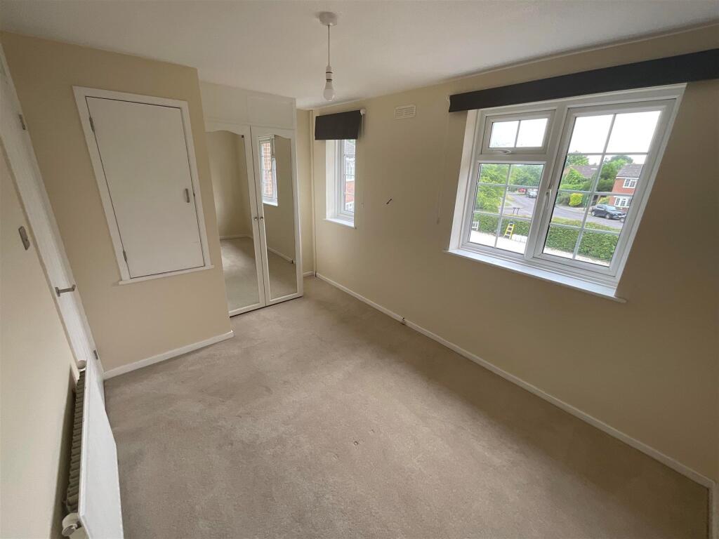 Bedroom 1b