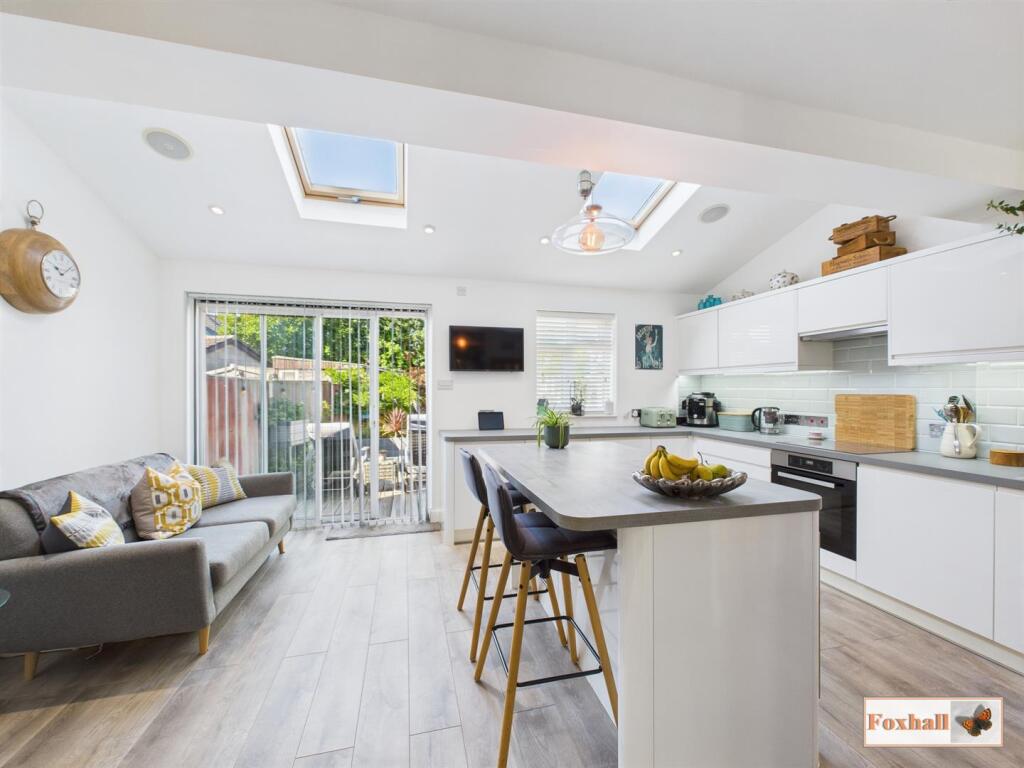 Kitchen / Dining &amp; Family Area