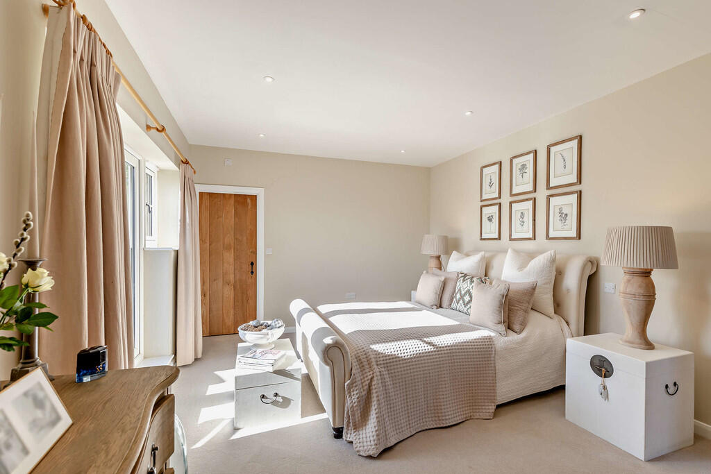 8644635-interior2...