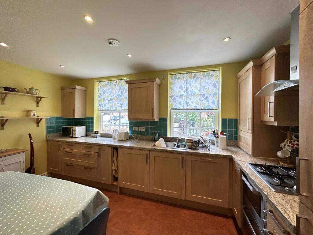 Kitchen 1