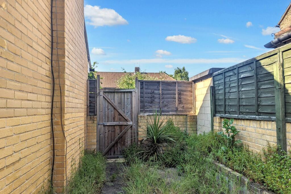 63 Foots Cray Lane, Sidcup, Kent DA14 4NP
