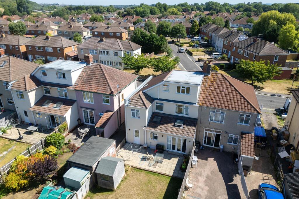 46 Frome Valley Road, Frenchay, Bristol BS16 1HE |