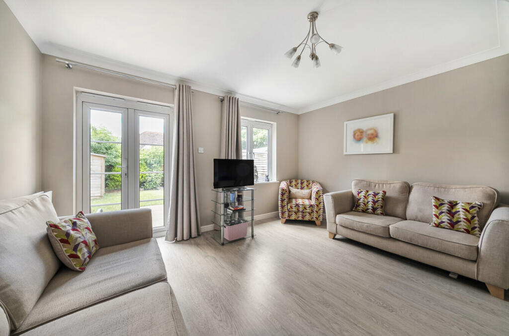 1291069-7-683d9bd...