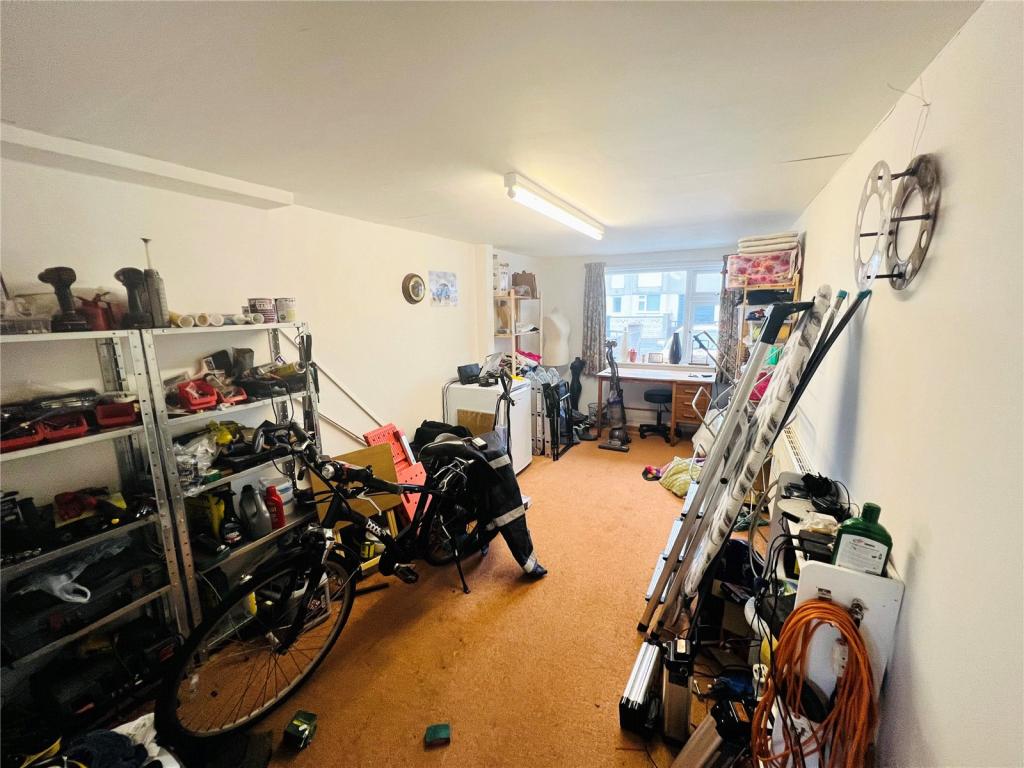 Bedroom 3/Sitting Ro