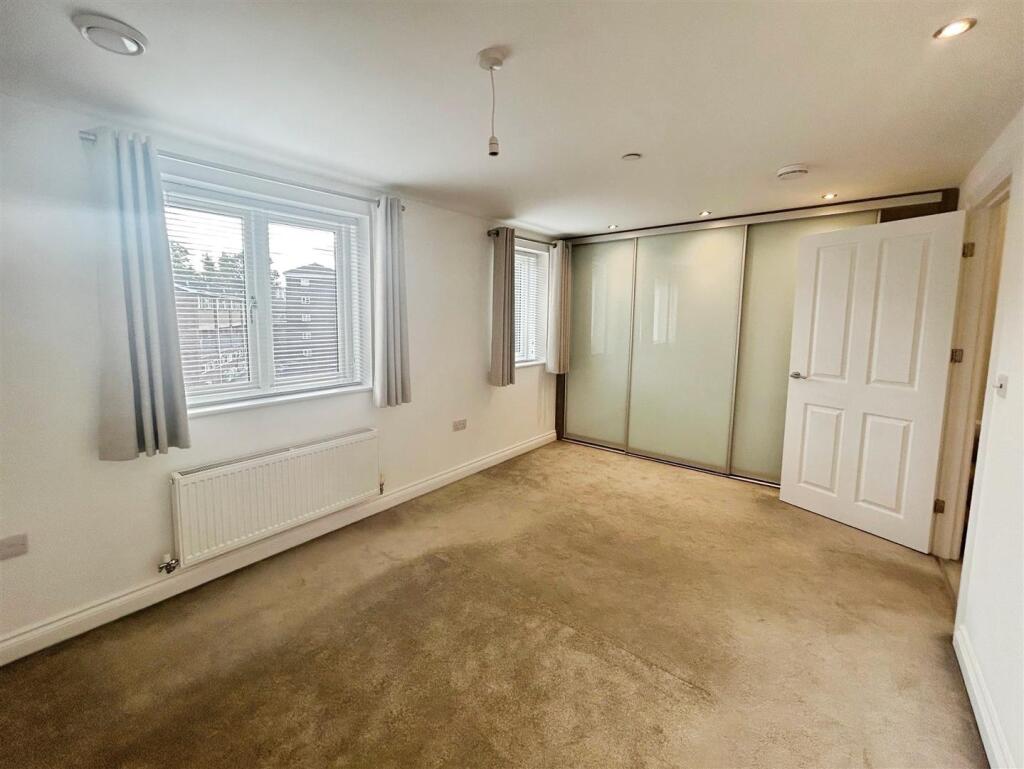 b2acf96e--4298-BAA1-ED411412F36D-20751-00000F6D9EA