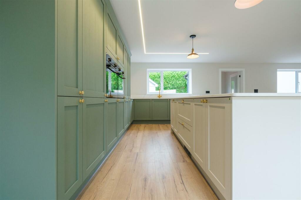 Parry Liskeard New build-8.jpg