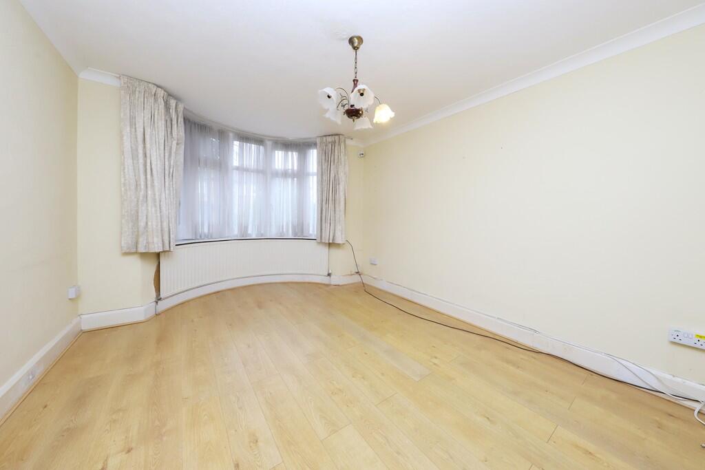 14 Grove Road (6)...