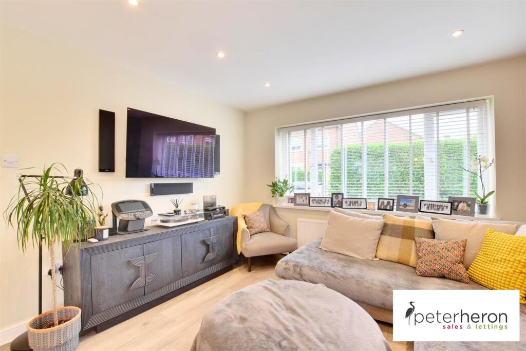 Open Plan Kitchen/Dining and Living Area