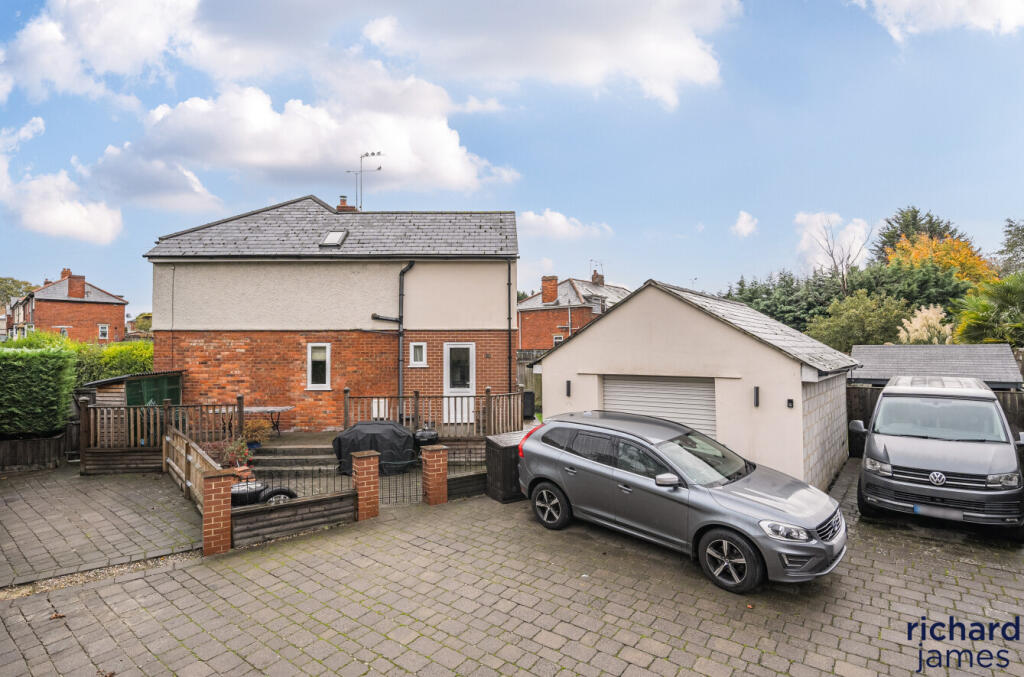 9f3b8800861146f1ab7e89b2b8ba436d