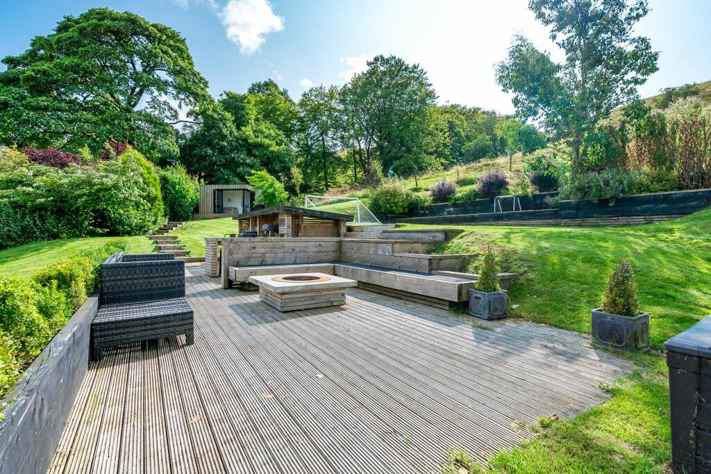 Rear Decking and Barbecue Area