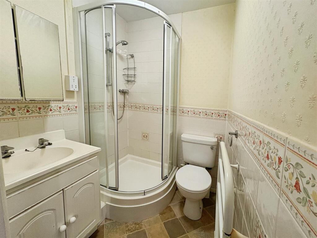 En suite 1.jpg
