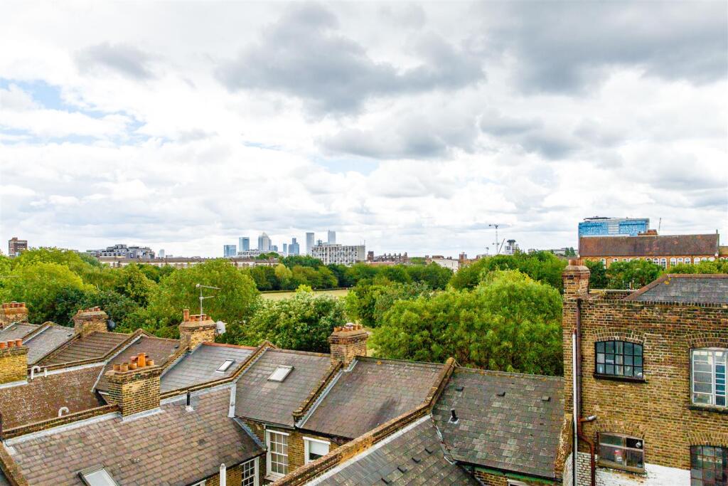 Communal Roof Terrace