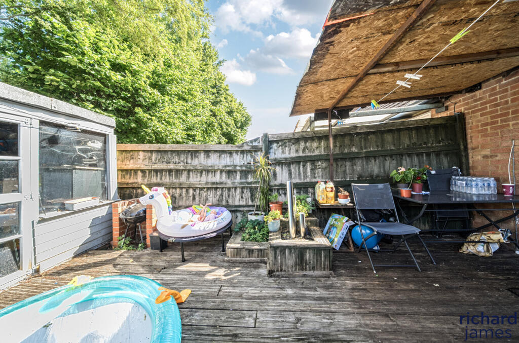 c81e72b2685443998246f2bfde2823e7