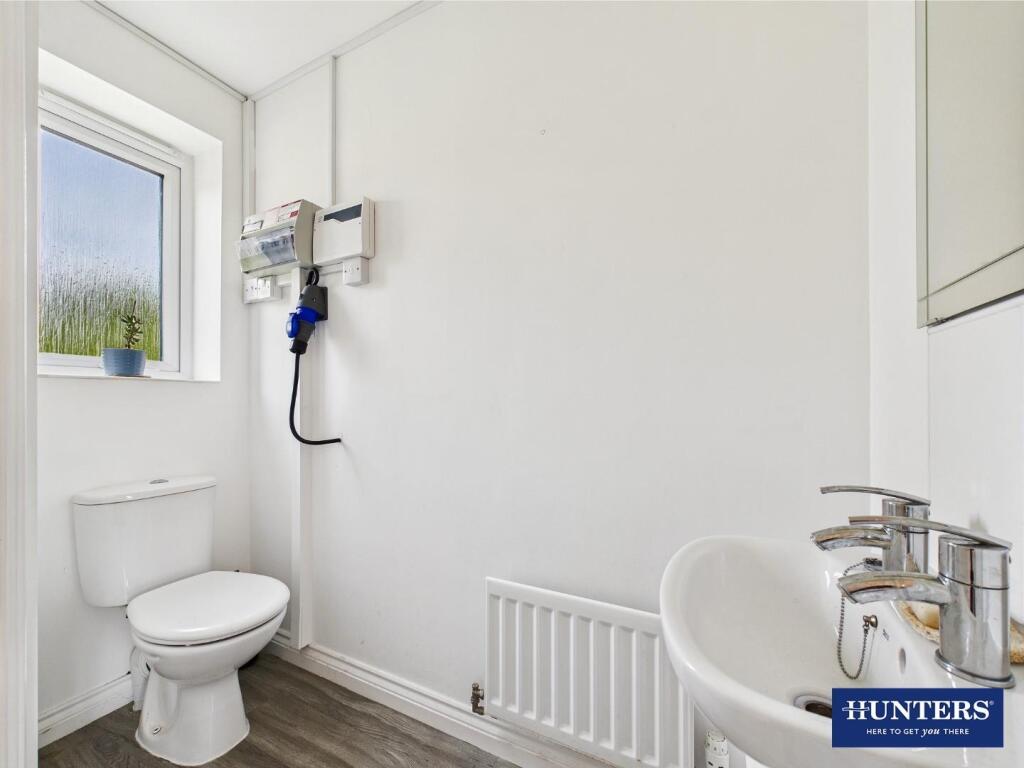 WC/Cloakroom