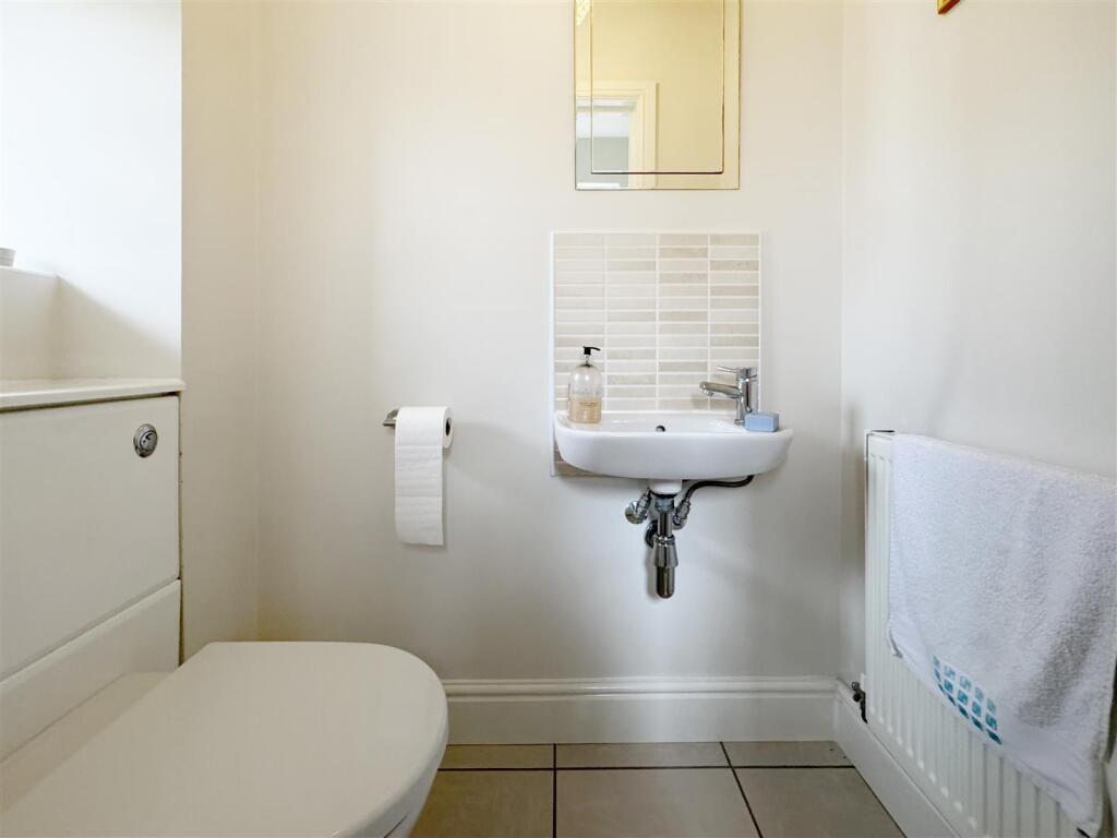 Ground Floor Wc
