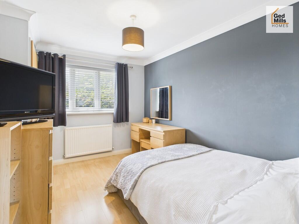 CAM04261G0-PR0077...