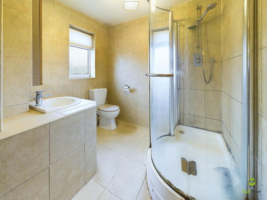 CAM03418G0-PR0181-STILL002