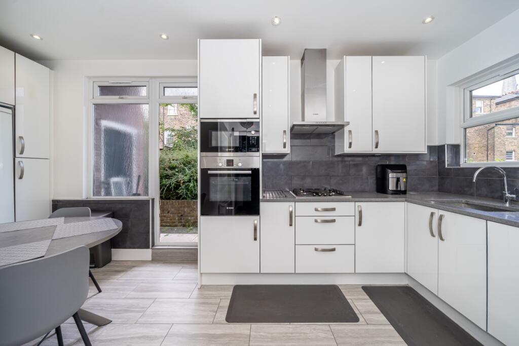 11_Northcote_aven...