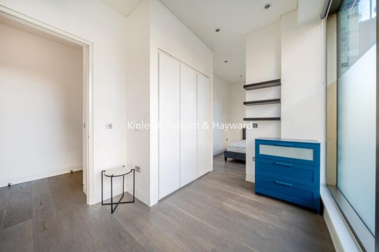 10dcc43c-98aa-4b3...