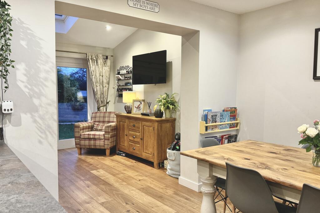 Dining Area/Garden Room