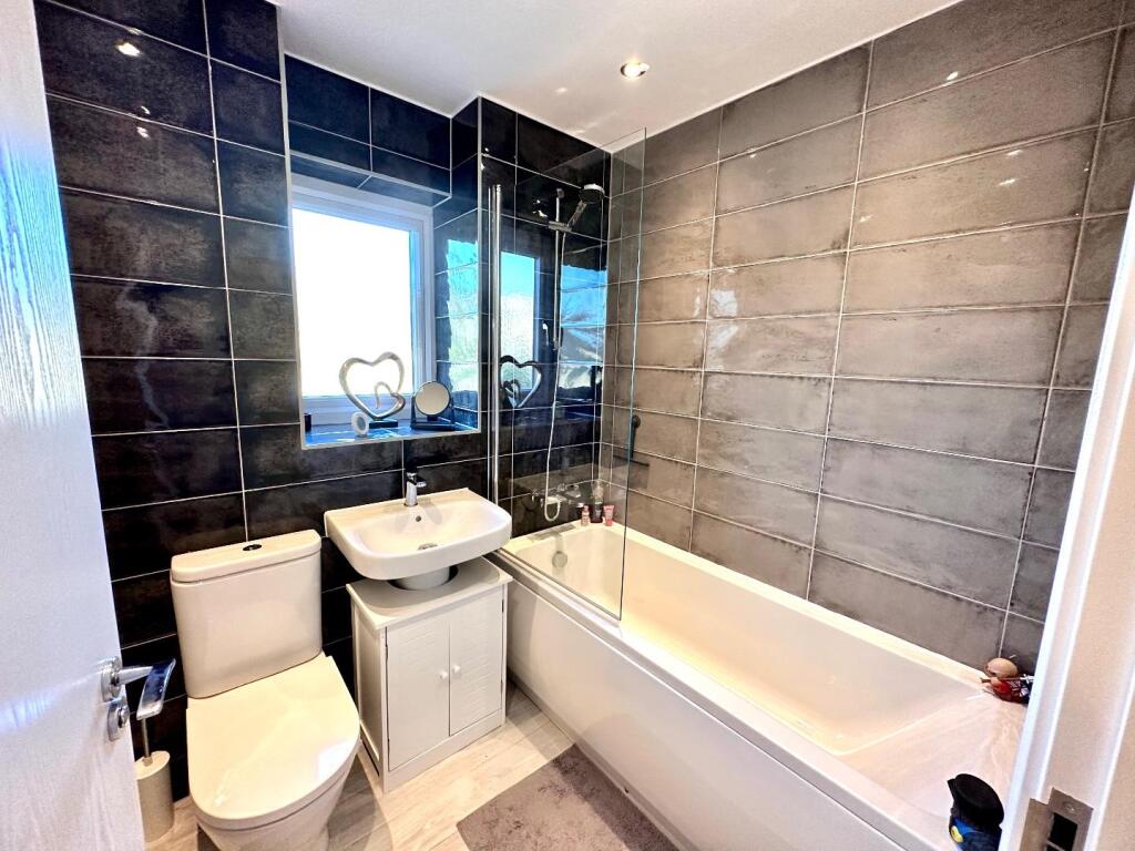 HOUSE BATHROOM