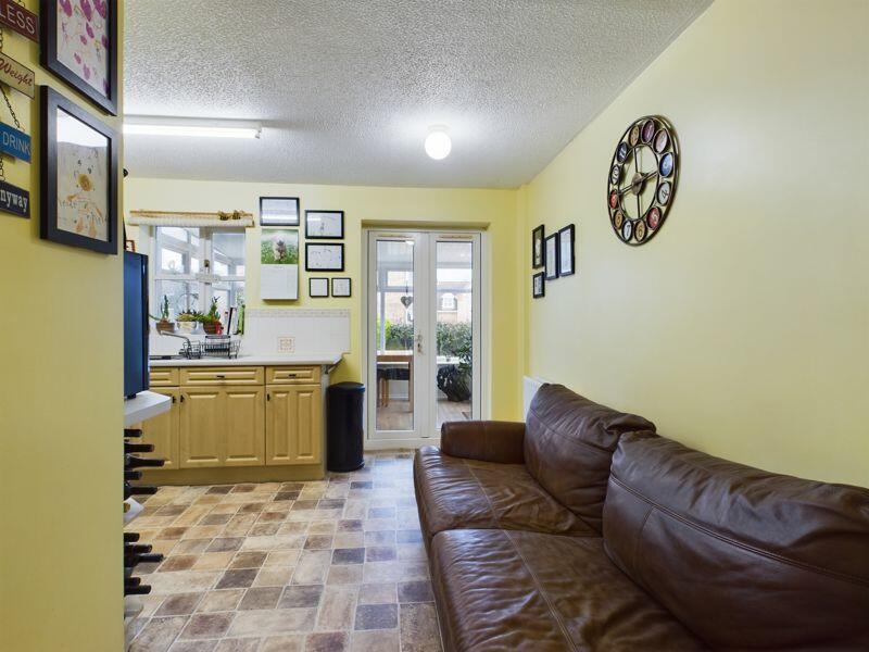 Kitchen/dining area