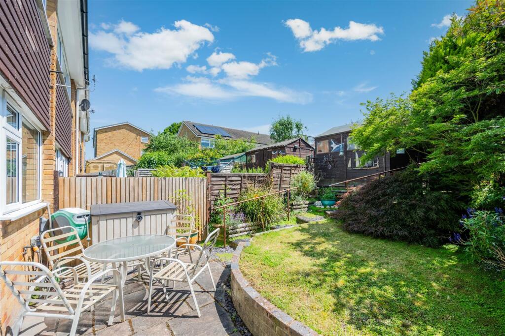 ASH CLOSE (16 FROM 26)-21.jpg