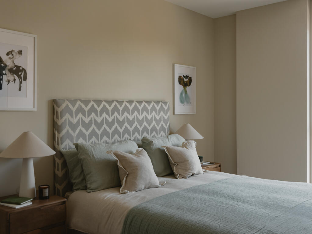 Aitch Group_2 Bed_202.jpg