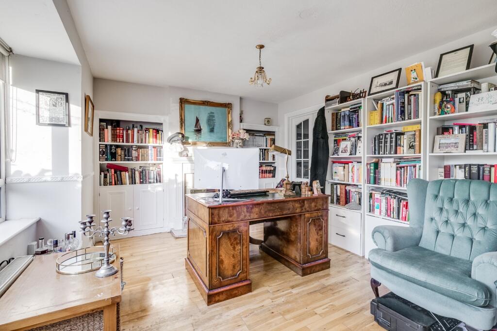 Sloansway, Welwyn Garden City, Hertfordshire, AL7 1NF