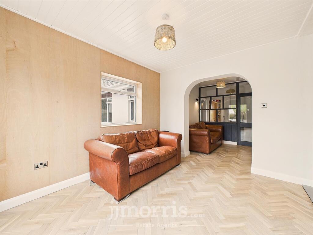 Snug/Sitting Room
