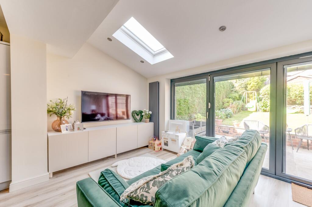 KITCHEN, DINER AND LIVING ROOM