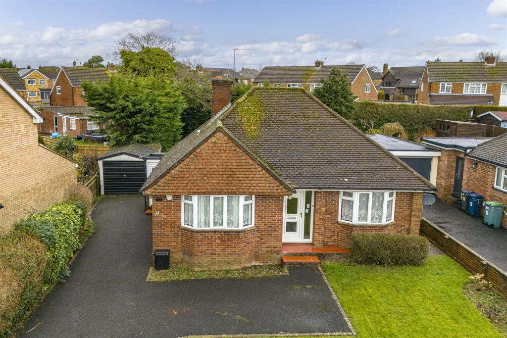 11 Wycombe Road, HP15 6RX-1.jpg